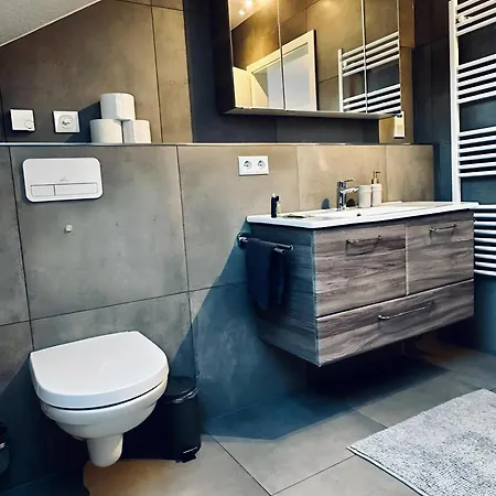 Am Povelturm Aufzug & Loggia *