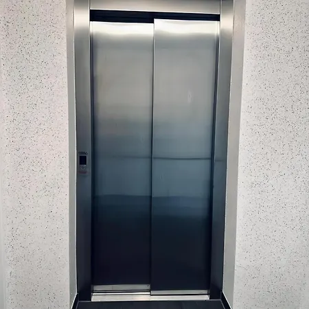 Am Povelturm Aufzug & Loggia